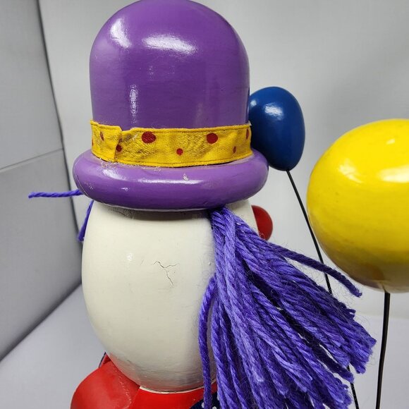 Buster The Clown 1998 15" Nutcracker Figurine With Balloons Vintage As Is - Picture 9 of 14